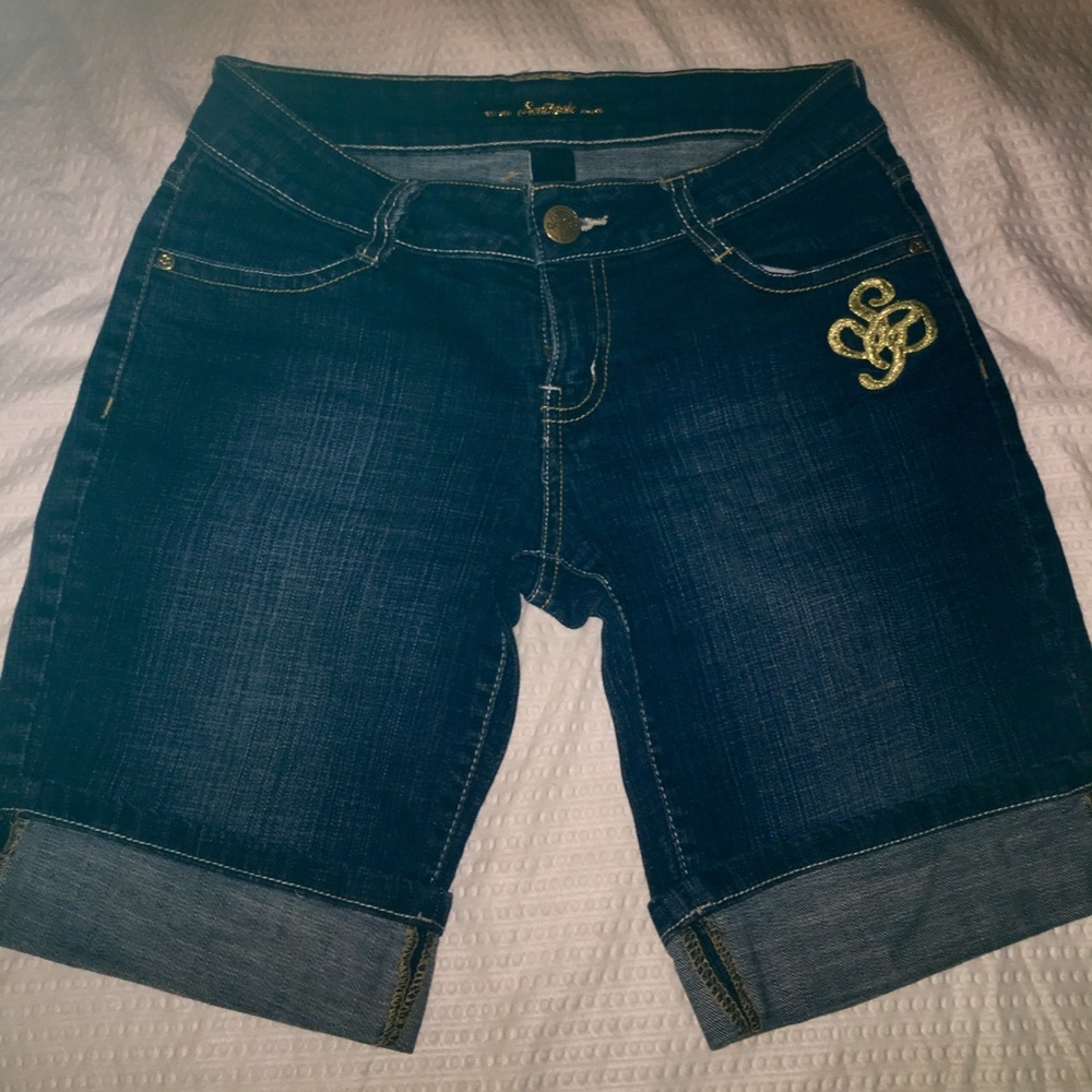 Women’s South Pole Jean Capris